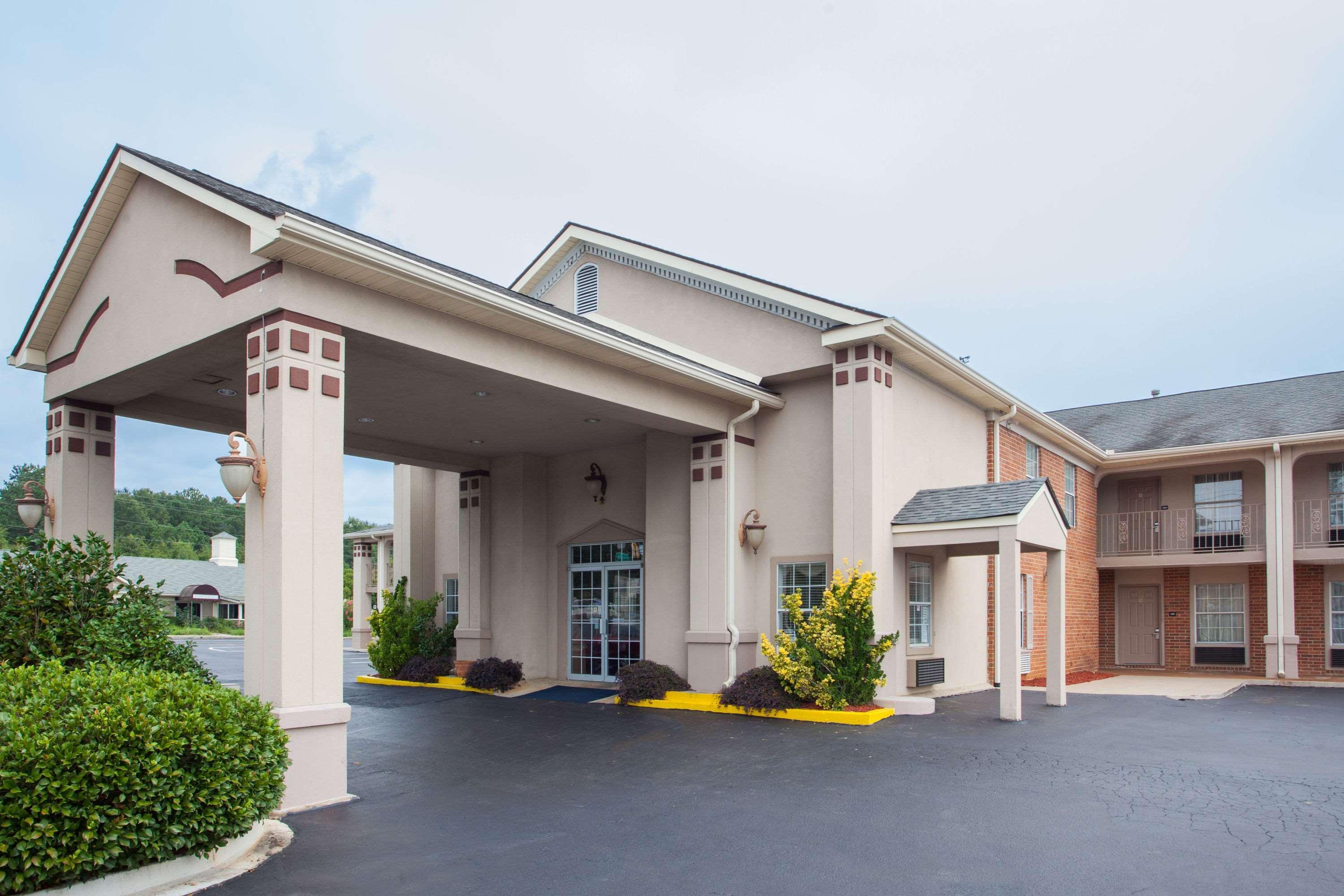 Super 8 By Wyndham Covington Hotel Luaran gambar